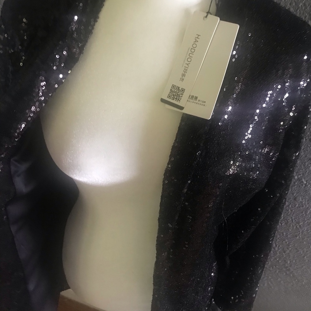 Sequince Lined Black Blazer.